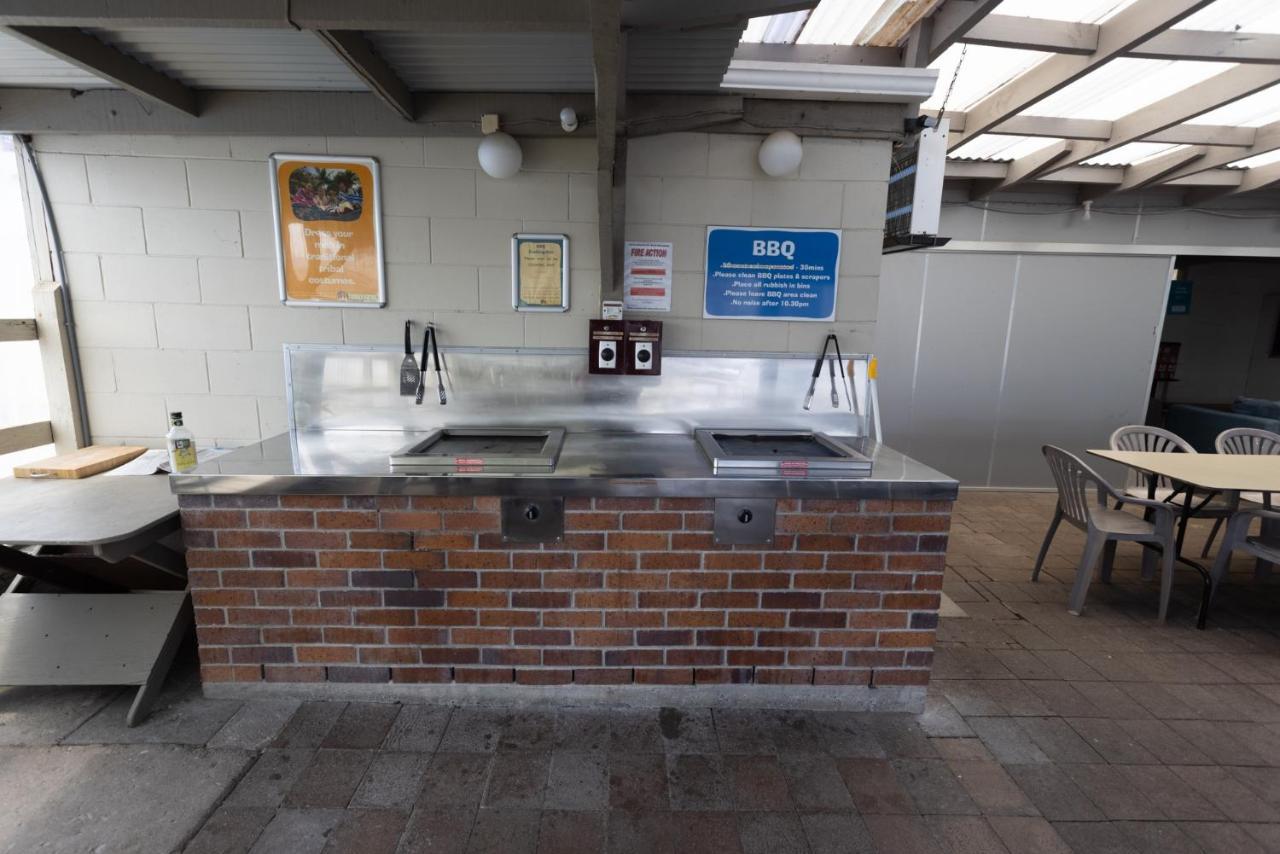 Cosy Corner Holiday Park Mount Maunganui Bagian luar foto